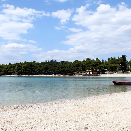 With Parking Space - Sibenik - 22646 Pirovac