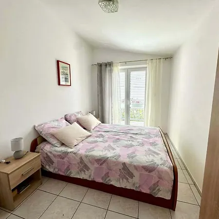 With Parking Space - Sibenik - 22646 Apartamento Pirovac