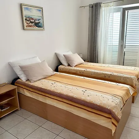 With Parking Space - Sibenik - 22646